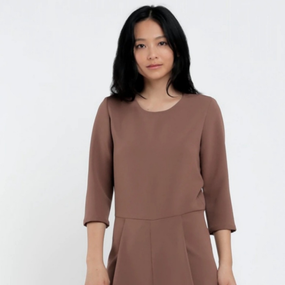 Kaarem Agati Mid Sleeve Onesie / Size SSo Đũa